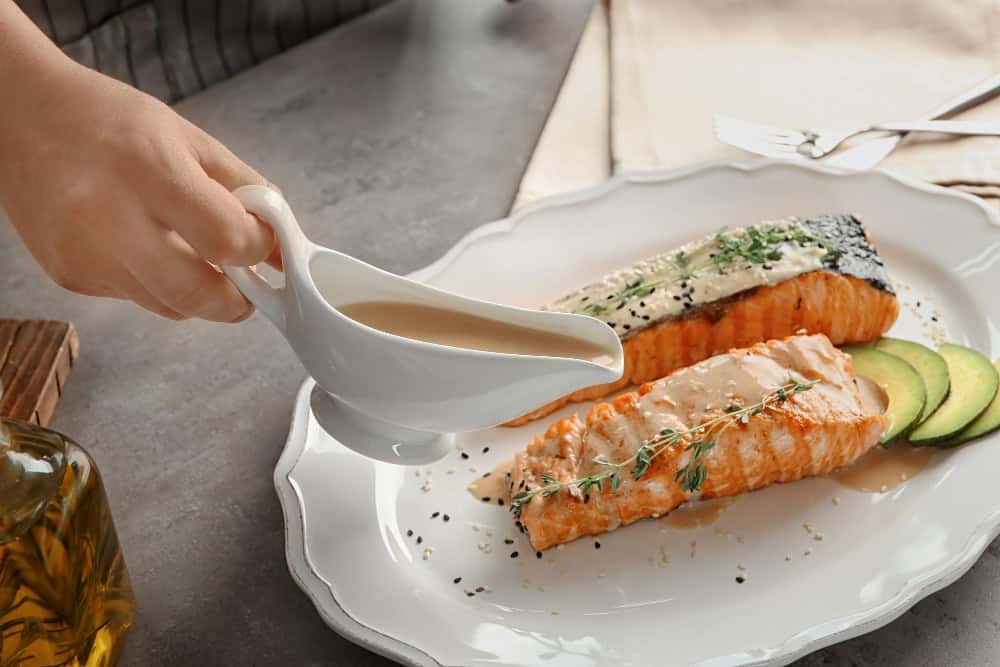 Salmon with lemon butter sauce