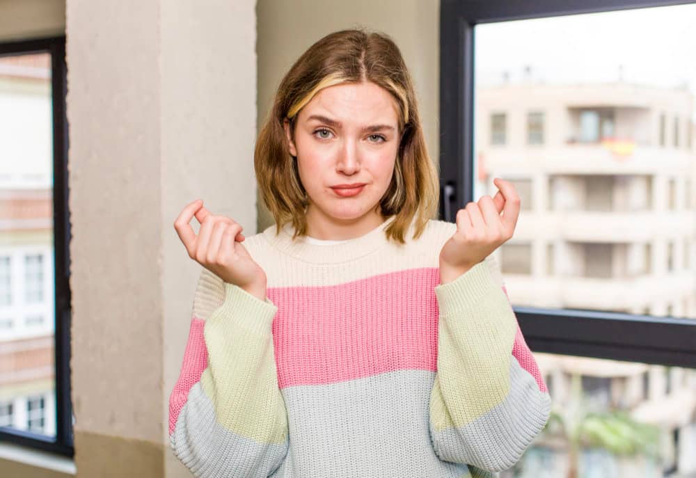 Ασκώντας κριτική