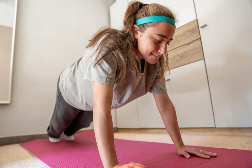 girl working out