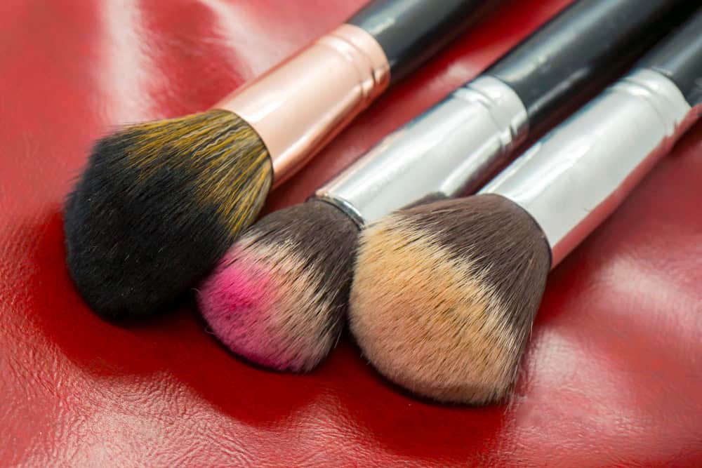 cleaning makeup brushes
